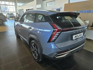 2025 Geely Atlas II, голубой, 3449990 рублей, вид 4