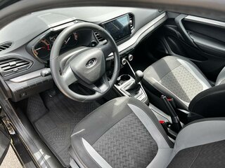 2024 Lada (ВАЗ) Vesta I Рестайлинг (NG), чёрный, 1238000 рублей, вид 4