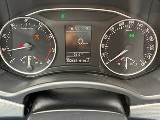 2012 Skoda Octavia II (A5) Рестайлинг, серебристый, 880000 рублей, вид 5