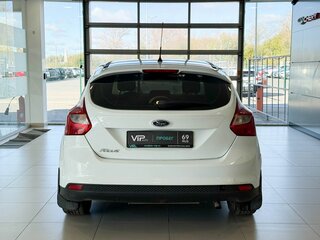 2013 Ford Focus III, белый, 597000 рублей, вид 5