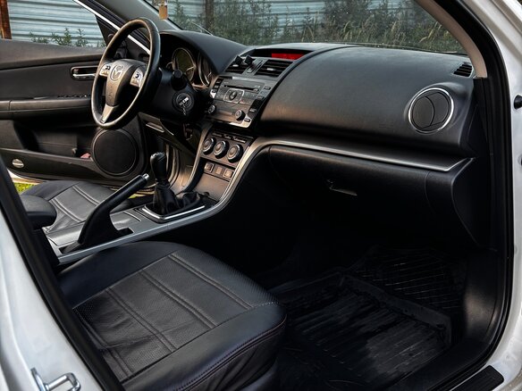 2011 Mazda 6 II (GH) Рестайлинг, белый - вид 6