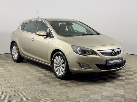 Opel Astra J