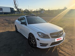2013 Mercedes-Benz C-Класс 350 III (W204) Рестайлинг, белый, 1650000 рублей, вид 2