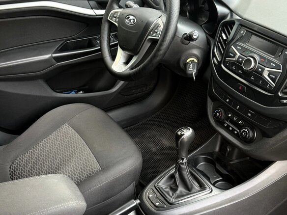 2018 Lada (ВАЗ) Vesta SW I, чёрный, 850000 рублей - вид 6