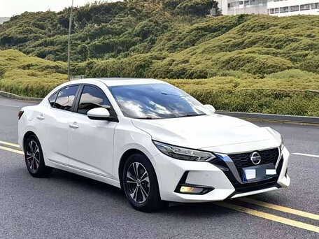 2023 Nissan Sylphy IV (B18) Рестайлинг, белый, 1390000 рублей, вид 2