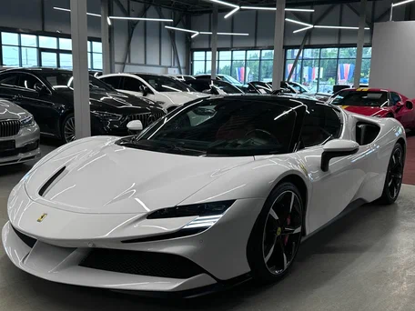 2021 Ferrari SF90 Stradale I, белый, 31990000 рублей, вид 1