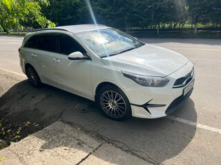 2021 Kia Ceed III, белый, 2450000 рублей, вид 2