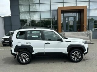 2026 Lada (ВАЗ) Niva Travel I Рестайлинг, белый, 1712000 рублей, вид 1