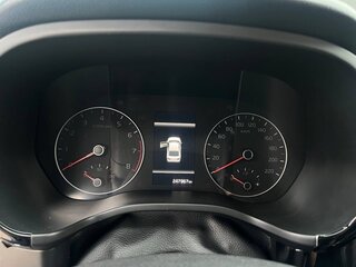 2021 Kia Rio IV Рестайлинг, белый, 1240000 рублей, вид 5