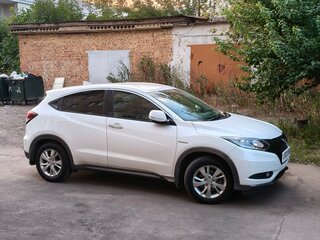 2017 Honda Vezel I, белый, 1900000 рублей, вид 3