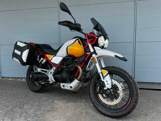 2019 Moto Guzzi V85 TT, белый, 695000 рублей, вид 3