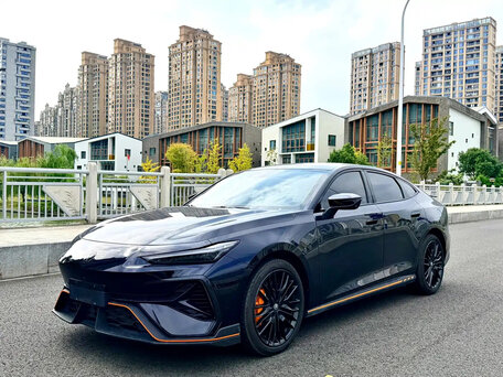 2025 Changan UNI-V I Рестайлинг 2, чёрный, 3370000 рублей, вид 2