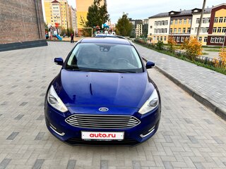 2015 Ford Focus III Рестайлинг, синий, 940000 рублей, вид 2