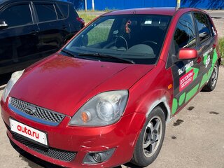 2006 Ford Fiesta Mk5, красный, 254000 рублей, вид 1