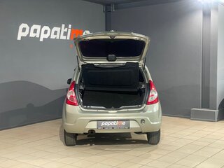 2012 Renault Sandero I, бежевый, 399000 рублей, вид 5