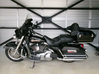 2006 Harley-Davidson Electra Glide, чёрный, 899000 рублей, вид 1