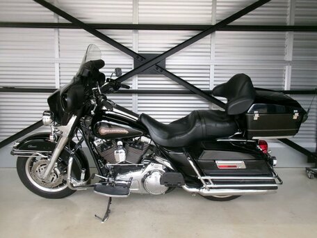 2006 Harley-Davidson Electra Glide, чёрный, 899000 рублей, вид 1