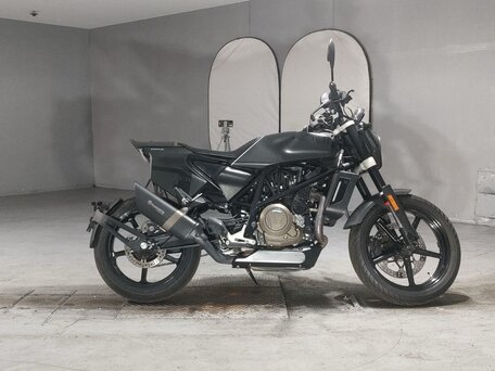 2019 Husqvarna Svartpilen 701, чёрный, 550000 рублей, вид 1