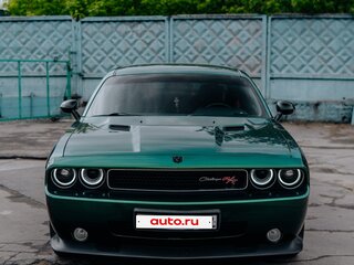 2013 Dodge Challenger III Рестайлинг, зелёный, 2550000 рублей, вид 3