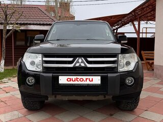 2011 Mitsubishi Pajero IV, чёрный, 2185000 рублей, вид 1
