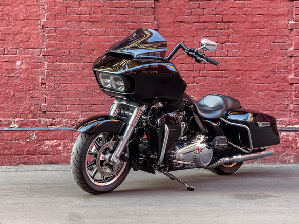 2019 Harley-Davidson Road Glide, чёрный, 1580000 рублей - вид 1