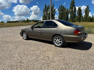 1998 Nissan Altima II (L30), белый, 200000 рублей, вид 3