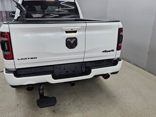 2022 Ram 1500 Crew Cab eTorque V, белый, 7800000 рублей, вид 4