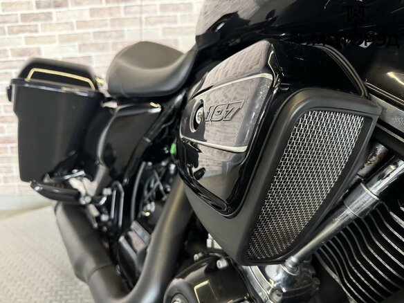2017 Harley-Davidson Street Glide, чёрный, 1695000 рублей - вид 8