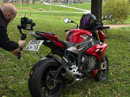 2014 BMW S 1000 R, красный, 790000 рублей, вид 2