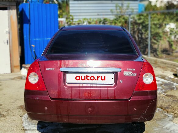 2010 Vortex Estina I, красный, 200000 рублей - вид 3