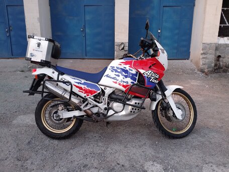 1995 Honda XRV 750 Africa Twin, белый, 365000 рублей, вид 2