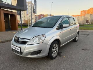 2010 Opel Zafira B Рестайлинг, серебристый, 499000 рублей, вид 1