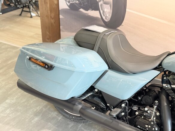 2024 Harley-Davidson Road Glide, голубой, 3600000 рублей - вид 14