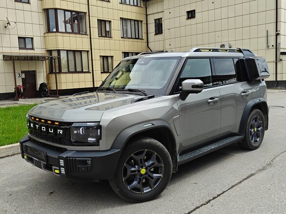 2023 Jetour Traveller, серый, 2980000 рублей - вид 3