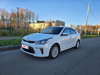 2019 Kia Rio IV, белый, 1350000 рублей, вид 1
