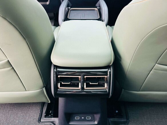 2024 iCar 03 50.63 kWh, зелёный, 1600000 рублей - вид 19