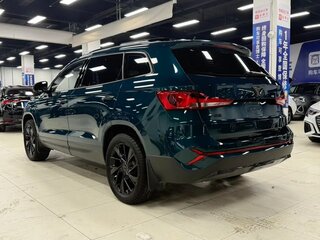 2023 Jetta VS7 I Рестайлинг 1, зелёный, 1950000 рублей, вид 5