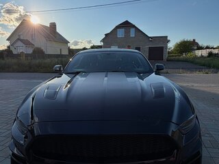 2017 Ford Mustang VI, чёрный, 3500000 рублей, вид 2