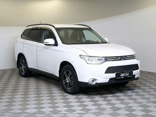 2013 Mitsubishi Outlander III, белый, 1190000 рублей, вид 3
