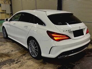 2017 Mercedes-Benz CLA 180 I (C117, X117) Рестайлинг, белый, 1355000 рублей, вид 3