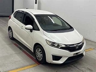 2019 Honda Fit III Рестайлинг, белый, 1100000 рублей, вид 1