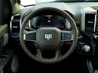 2026 Ram 1500 Crew Cab V Рестайлинг, чёрный, 11900000 рублей, вид 3