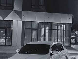 2013 Skoda Superb II Рестайлинг, белый, 949000 рублей, вид 1