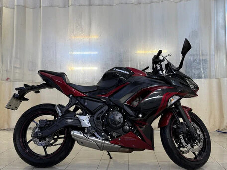 2020 Kawasaki Ninja 650, пурпурный, 730000 рублей, вид 3