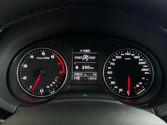 2014 Audi A3 III (8V), синий, 1295000 рублей - вид 13