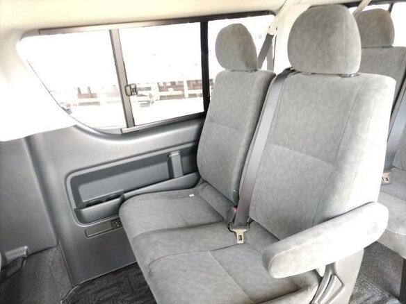 2014 Toyota HiAce H200 Рестайлинг, белый, 2687555 рублей - вид 12