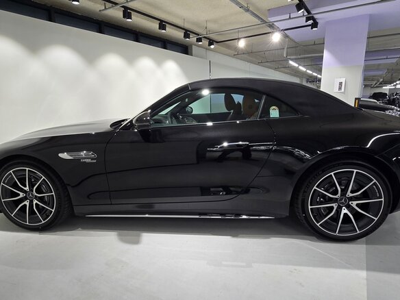 2025 Mercedes-Benz SL-Класс AMG SL 43 43 AMG IV (R232), чёрный, 11990750 рублей - вид 7