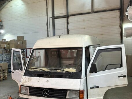 1994 Mercedes-Benz MB 100, белый, 405000 рублей, вид 3