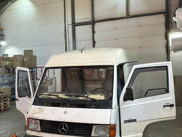 1994 Mercedes-Benz MB 100, белый, 405000 рублей - вид 2
