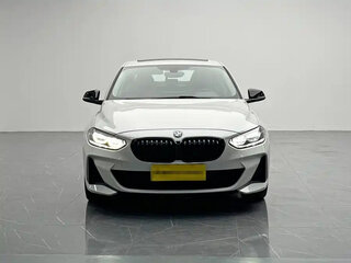 2022 BMW 1 серии 120i III (F52) Рестайлинг, белый, 2111255 рублей, вид 2
